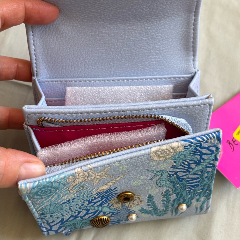 Betsey Johnson Blue and Gold Sea Life Make Waves Wallet Rare - Picture 3 of 5